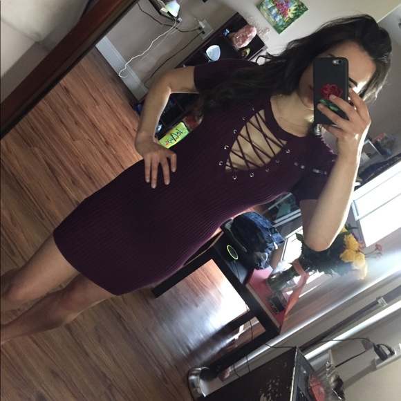 Forever 21 Dresses & Skirts - Forever 21 lace up short sleeve sweater dress